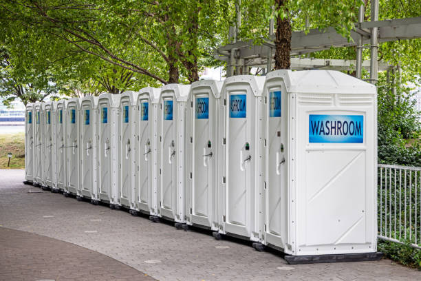 Portable Toilet Options We Offer in Hiller, PA